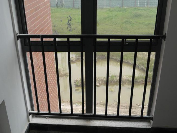 小區飄窗護欄