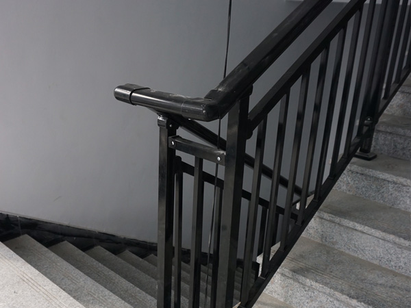 學校鋅鋼樓梯扶手圖片