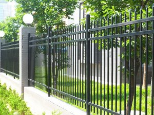 圍墻欄桿材質(zhì)種類分類大全