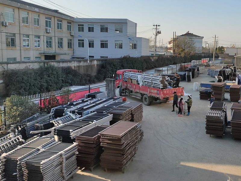 金用護(hù)欄2020年12月15日鋅鋼陽(yáng)臺(tái)護(hù)欄發(fā)貨！