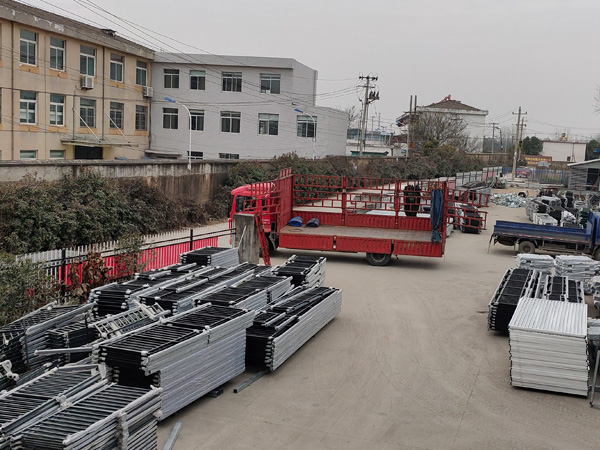 金用護欄2020年12月17日鋁合金百葉窗發貨! 金用護欄2020年12月17日鋁合金百葉窗發貨!