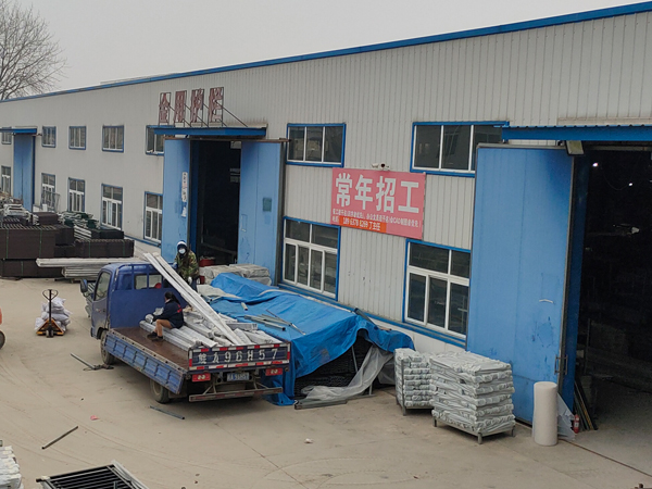 金用護欄2020年1月5日鋅鋼陽臺護欄發貨! 金用護欄2020年1月5日鋅鋼陽臺護欄發貨!