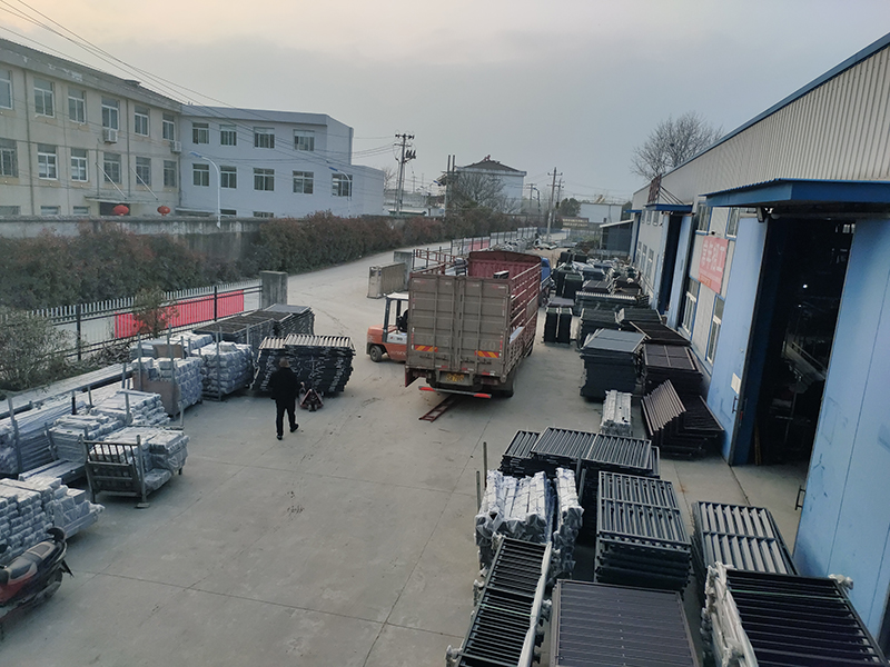 金用護欄2021年3月13日百葉窗發(fā)貨! 金用護欄2021年3月13日百葉窗發(fā)貨!