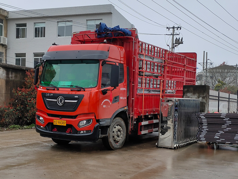 金用護(hù)欄2021年3月20日鋅鋼陽臺(tái)護(hù)欄發(fā)貨! 金用護(hù)欄2021年3月20日鋅鋼陽臺(tái)護(hù)欄發(fā)貨!