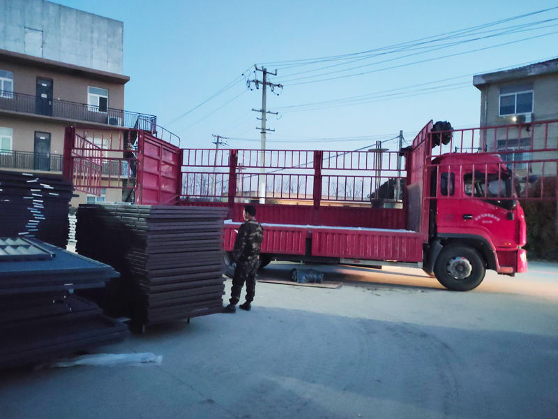 金用護(hù)欄2021年3月22日鋁合金百葉窗發(fā)貨! 金用護(hù)欄2021年3月22日鋁合金百葉窗發(fā)貨!