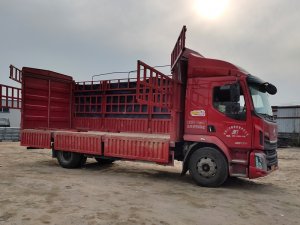 金用護欄2021年4月7日鋅鋼百葉窗發貨！