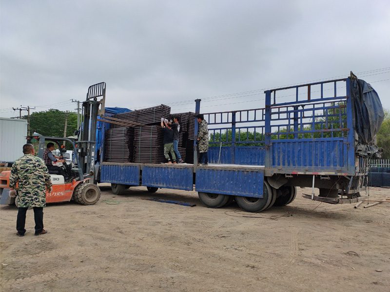 金用護欄2021年5月12日鋅鋼護窗欄桿發貨！