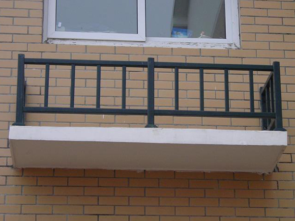 空調(diào)護(hù)欄種類 空調(diào)護(hù)欄種類