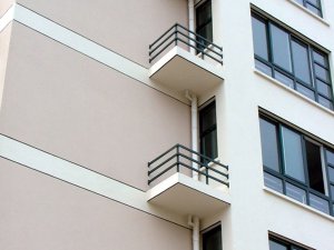 空調(diào)護欄優(yōu)點與缺點