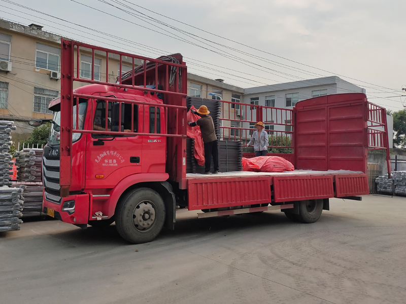 金用護欄2021年6月9日鋅鋼護窗欄桿發貨！