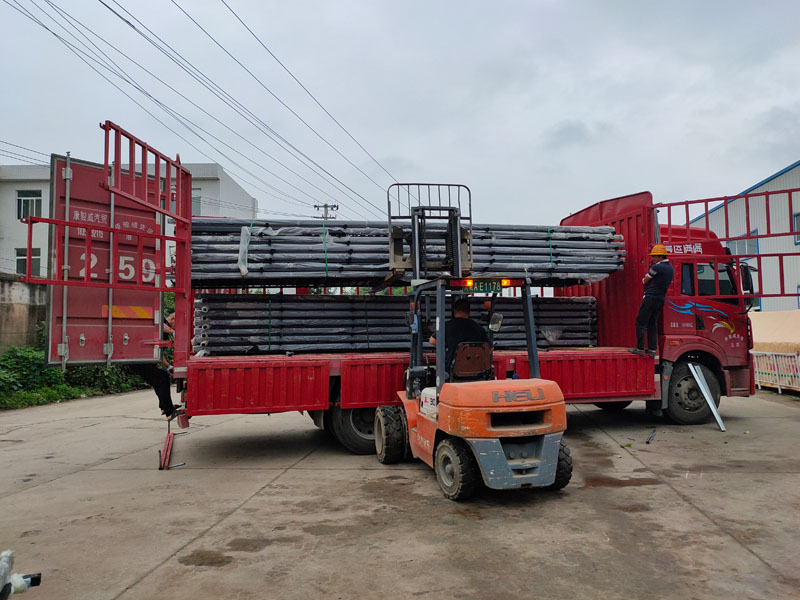 金用護(hù)欄2021年7月2日鋅鋼陽臺(tái)護(hù)欄發(fā)貨！