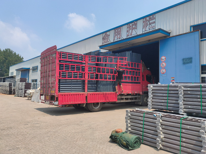 金用護(hù)欄2021年8月3日鋅鋼百葉窗發(fā)貨! 金用護(hù)欄2021年8月3日鋅鋼百葉窗發(fā)貨!