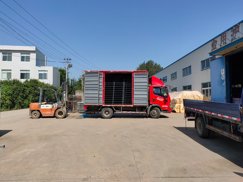 金用護欄2021年8月25日鋅鋼護窗欄桿發(fā)貨! 金用護欄2021年8月25日鋅鋼護窗欄桿發(fā)貨!