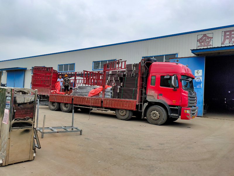 金用護(hù)欄2021年9月8日鋅鋼空調(diào)護(hù)欄發(fā)貨！