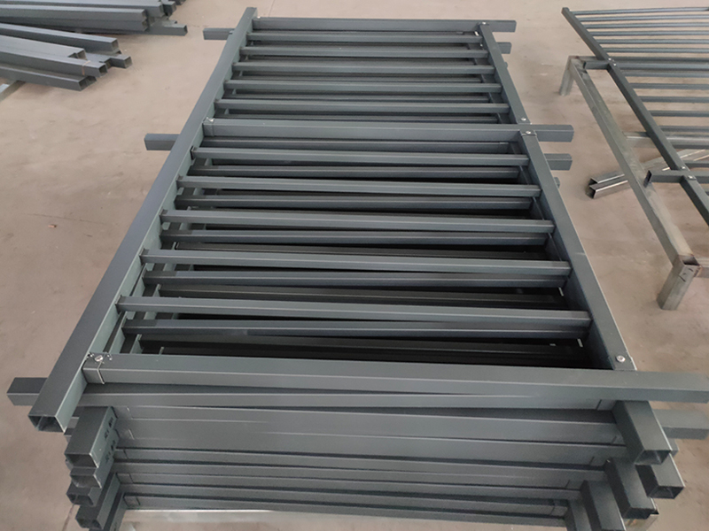 小區(qū)鍍鋅護欄4