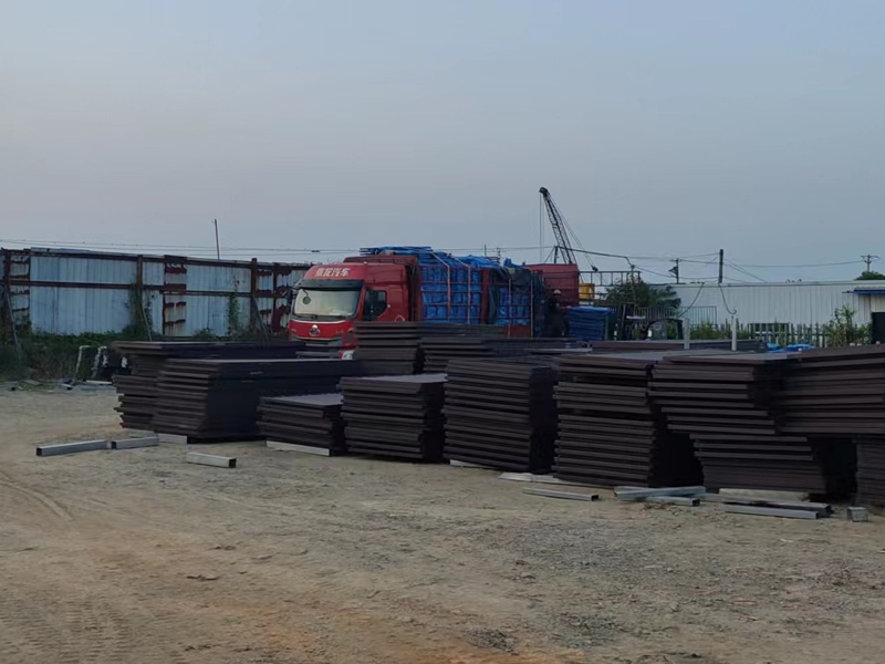 金用護欄2022年9月30日鋅鋼陽臺護欄裝車發貨! 金用護欄2022年9月30日鋅鋼陽臺護欄裝車發貨!