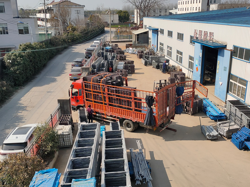 金用護(hù)欄2023年3月7日鋅鋼空調(diào)欄桿裝車發(fā)貨! 金用護(hù)欄2023年3月7日鋅鋼空調(diào)欄桿裝車發(fā)貨!