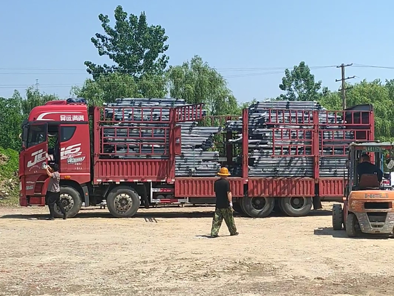 金用護(hù)欄2023年5月10日鋅鋼陽臺護(hù)欄裝車發(fā)貨！