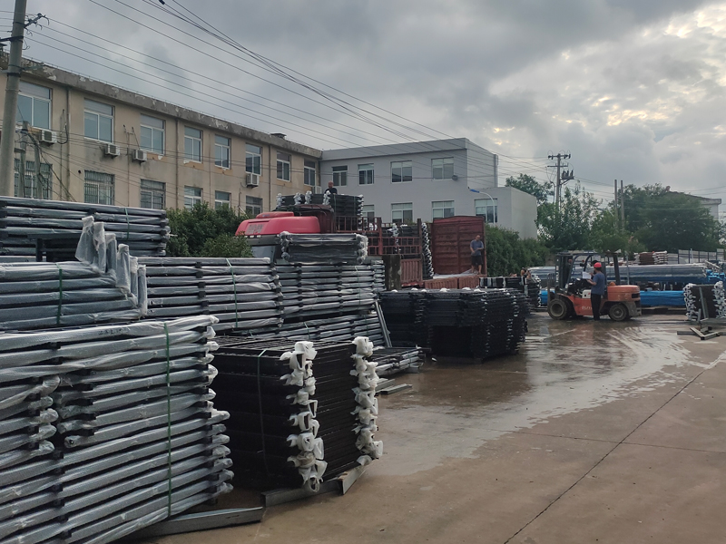 2023年7月19日鋅鋼飄窗護(hù)欄裝車發(fā)貨! 2023年7月19日鋅鋼飄窗護(hù)欄裝車發(fā)貨!