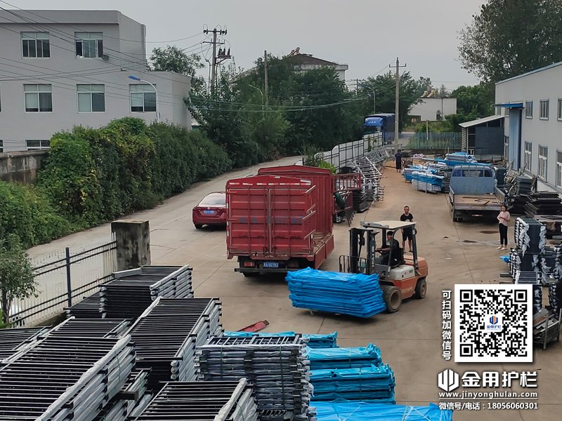 2023年9月13日鋅鋼飄窗護欄裝車發貨！