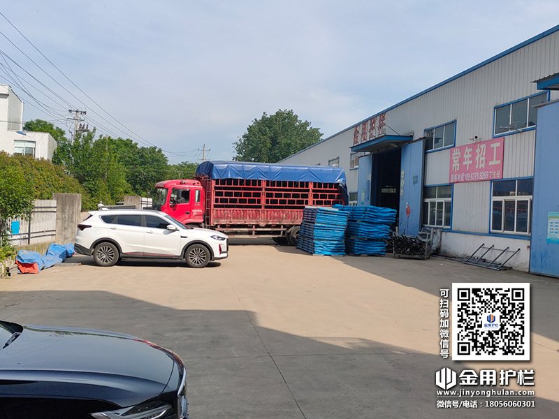 2024年5月8日鋅鋼百葉窗裝車發貨！