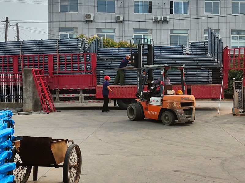 2025年4月22日鋅鋼陽(yáng)臺(tái)欄桿裝車(chē)發(fā)貨! 2025年4月22日鋅鋼陽(yáng)臺(tái)欄桿裝車(chē)發(fā)貨!