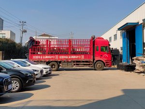 2025年11月19日鋅鋼百葉窗裝車(chē)發(fā)貨！